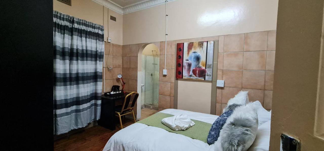 My House Guest House Претория Экстерьер фото
